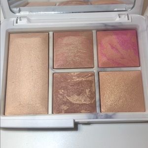 HOURGLASS LE Ambient Lighting Edit - Surreal Light